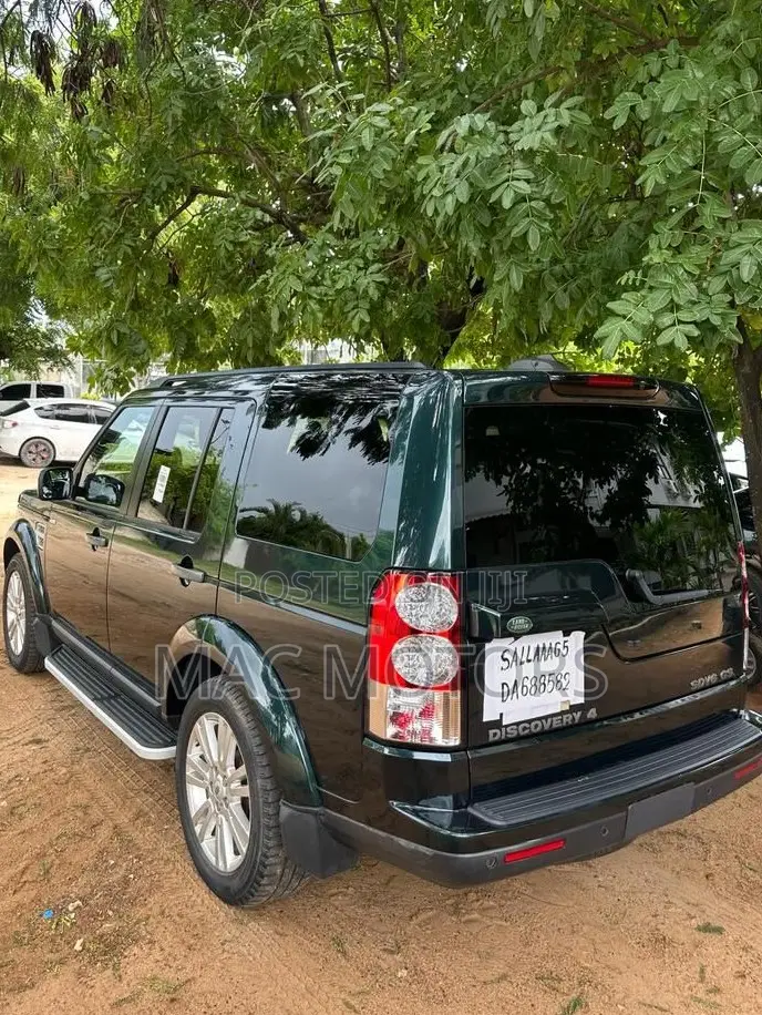 Land Rover Discovery 2014 Black