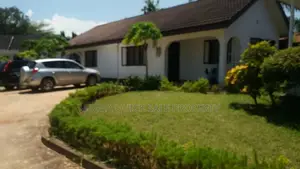 3bdrm House in Mikocheni for rent