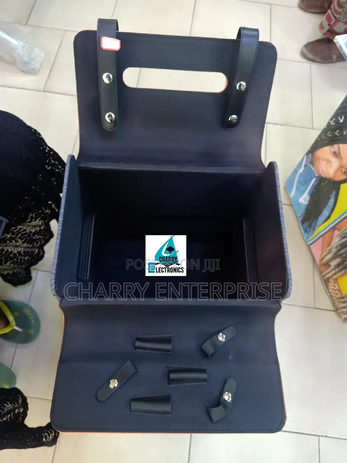 High Quality Material Portable SALOON Equipment Bag /Box