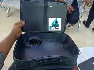 Quality Material Portable SALOON EQUIPMENTS BAG/ Box