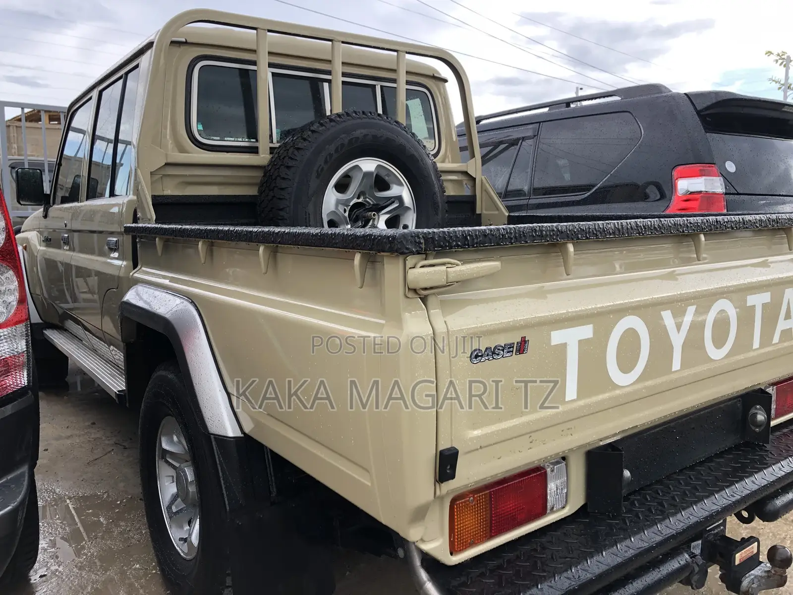 Toyota Land Cruiser 2022 Beige