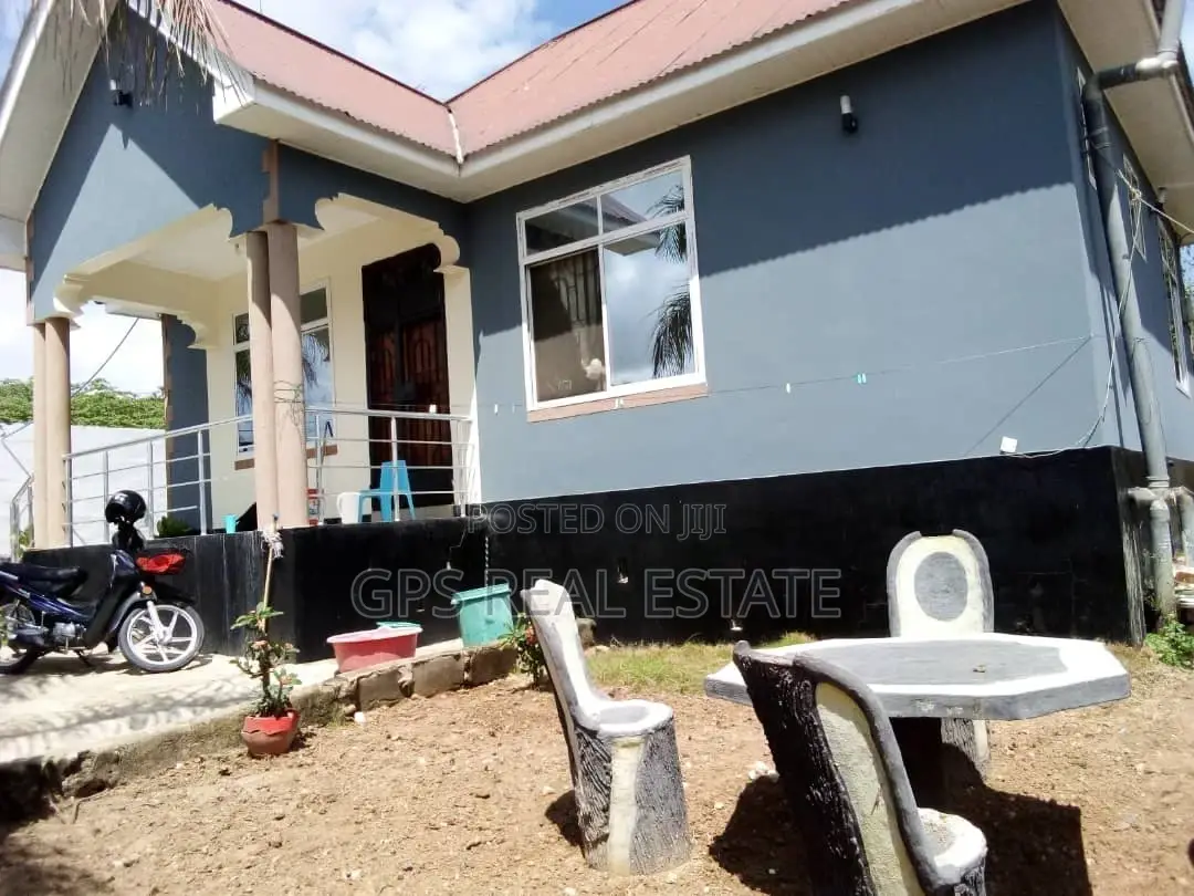 3bdrm House in Mbezi Beach Masana, Kinondoni for sale