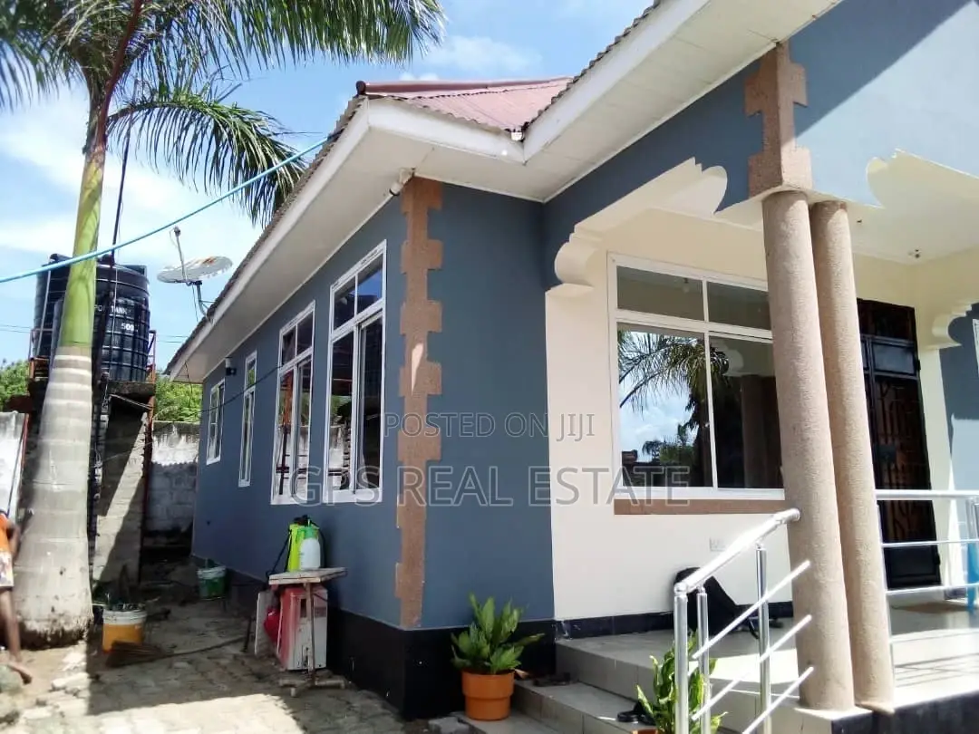 3bdrm House in Mbezi Beach Masana, Kinondoni for sale