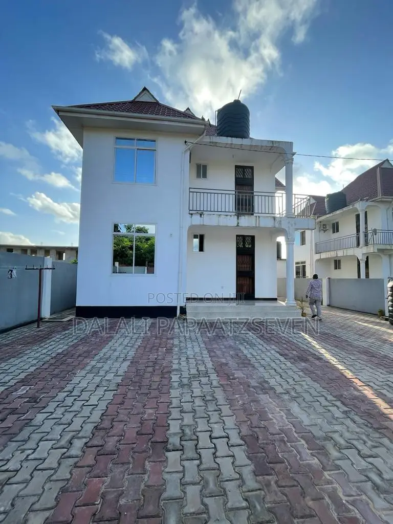 2bdrm Apartment in Dalalipapaatzseven, Kinondoni for rent