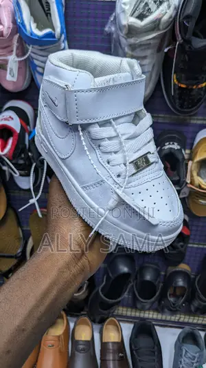 Kids Unisex Airforce Nike Sneakers White Full