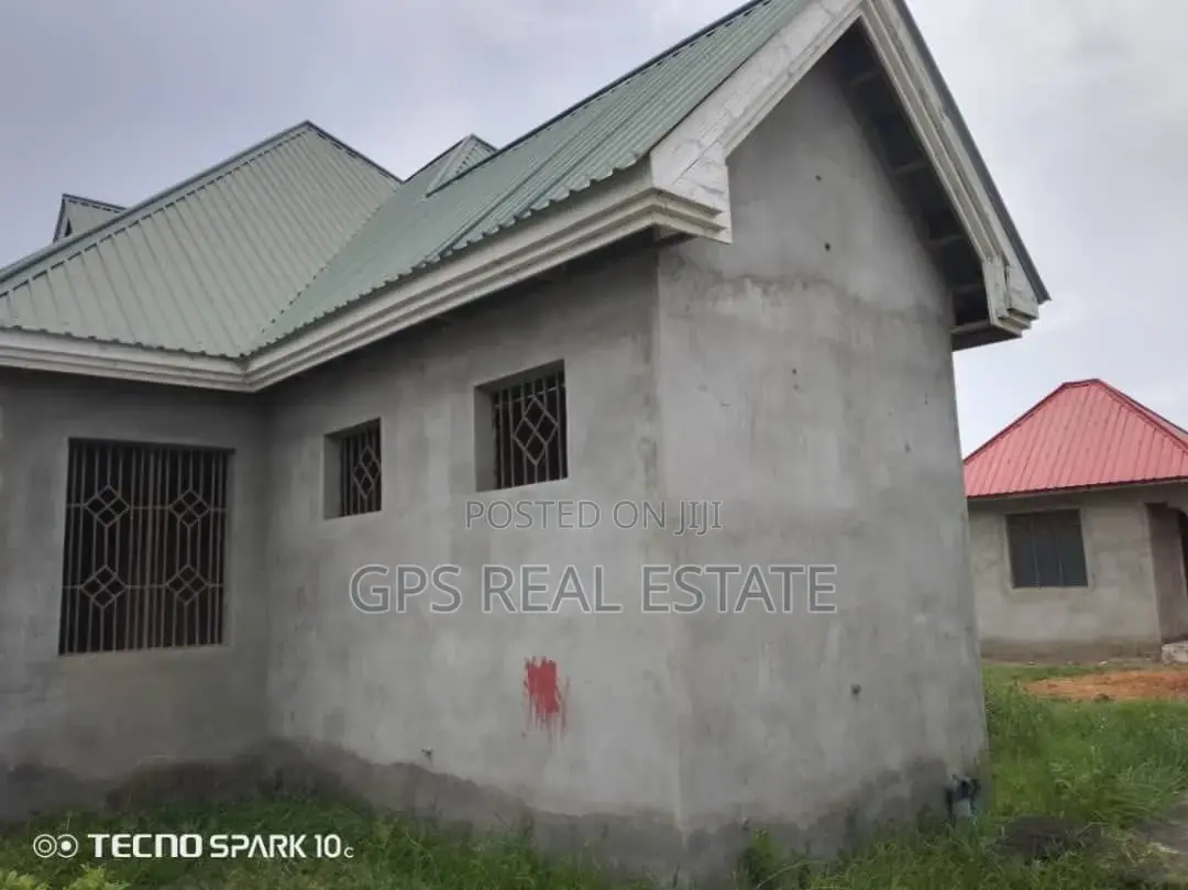 5bdrm House in Msongola, Ilala for sale