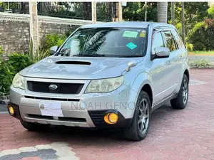 Subaru Forester 2010 White