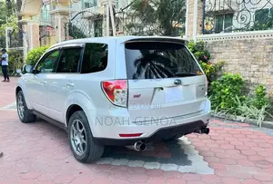 Subaru Forester 2010 White