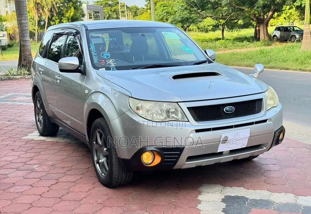 Subaru Forester 2010 White
