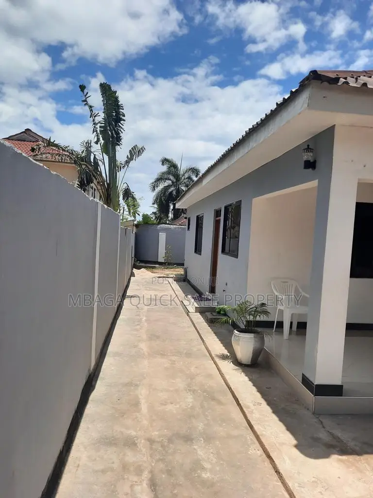 4bdrm House in Mbezi Beach Shule for sale