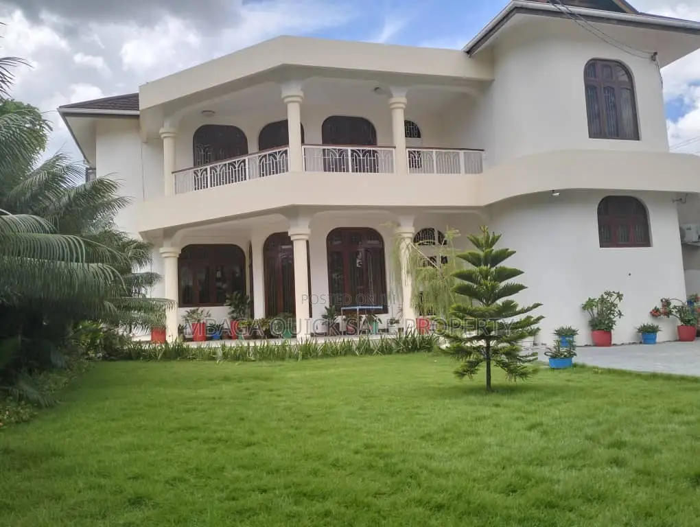 5bdrm House in Mbezi Beach for rent
