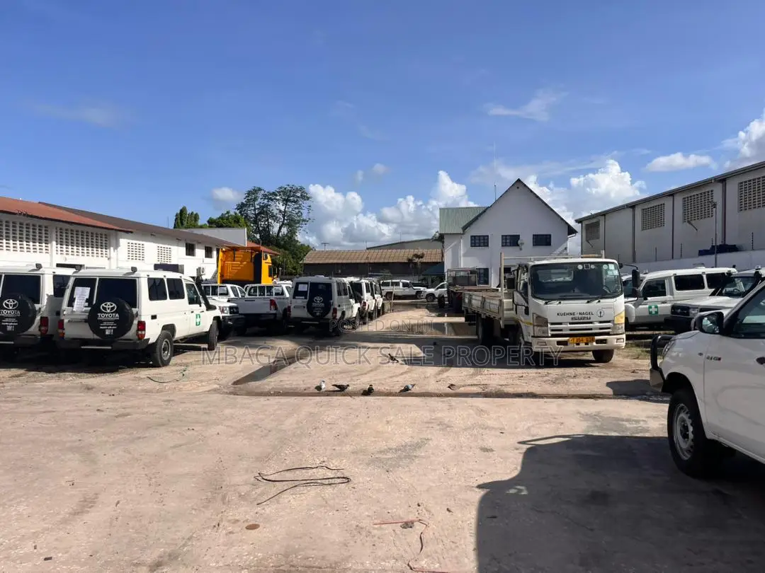 Office Space and Godown Industrial Area Property for Sala