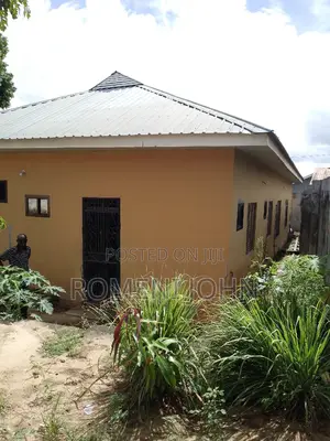 Gest Ya Vyumba 11+ Fremu 4 Inauzwa Ml 130 Mbagala Chalambe.