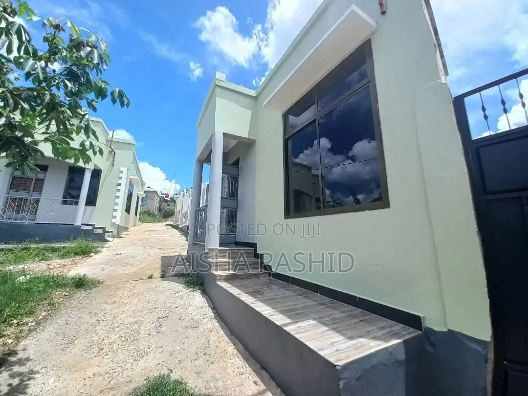 1bdrm Apartment in Kimara for rent