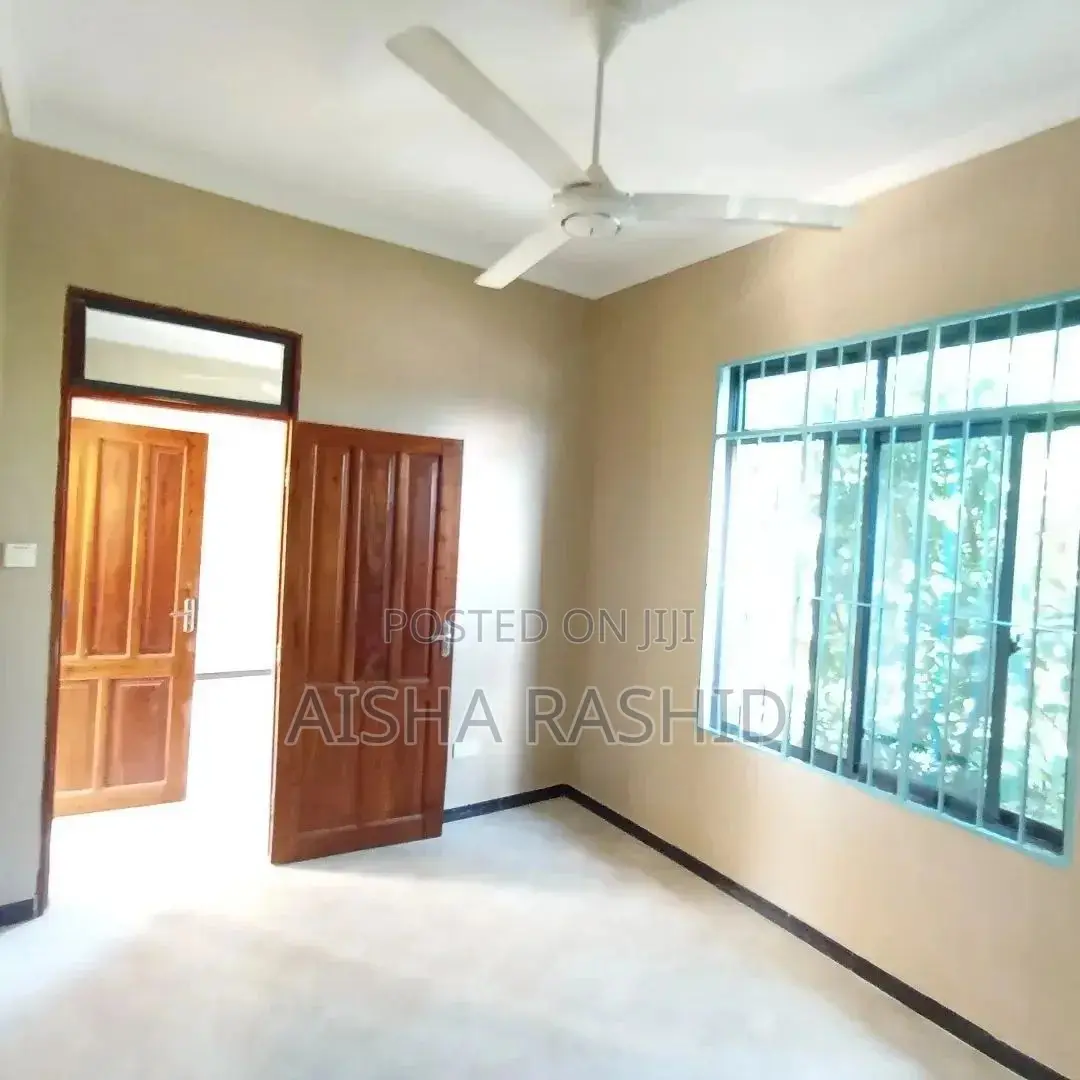 1bdrm Apartment in Kimara for rent