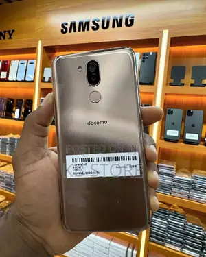 LG Style 3 64 GB Gold