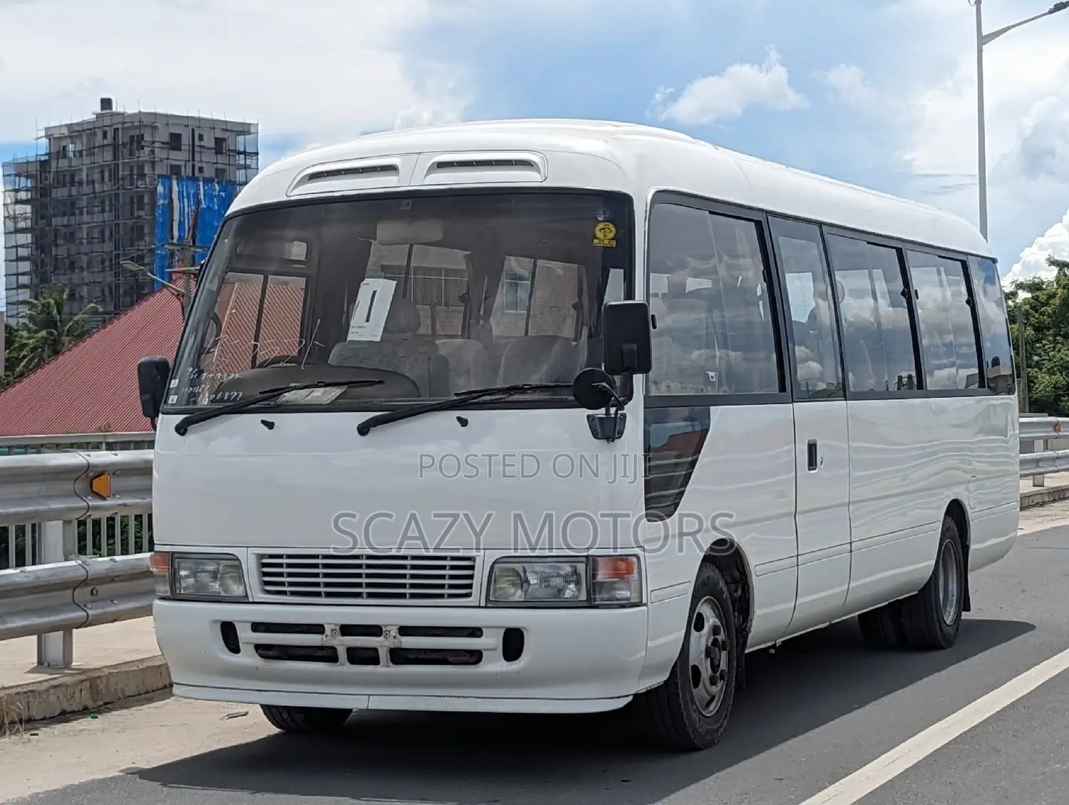 Toyota Coaster 2001 White