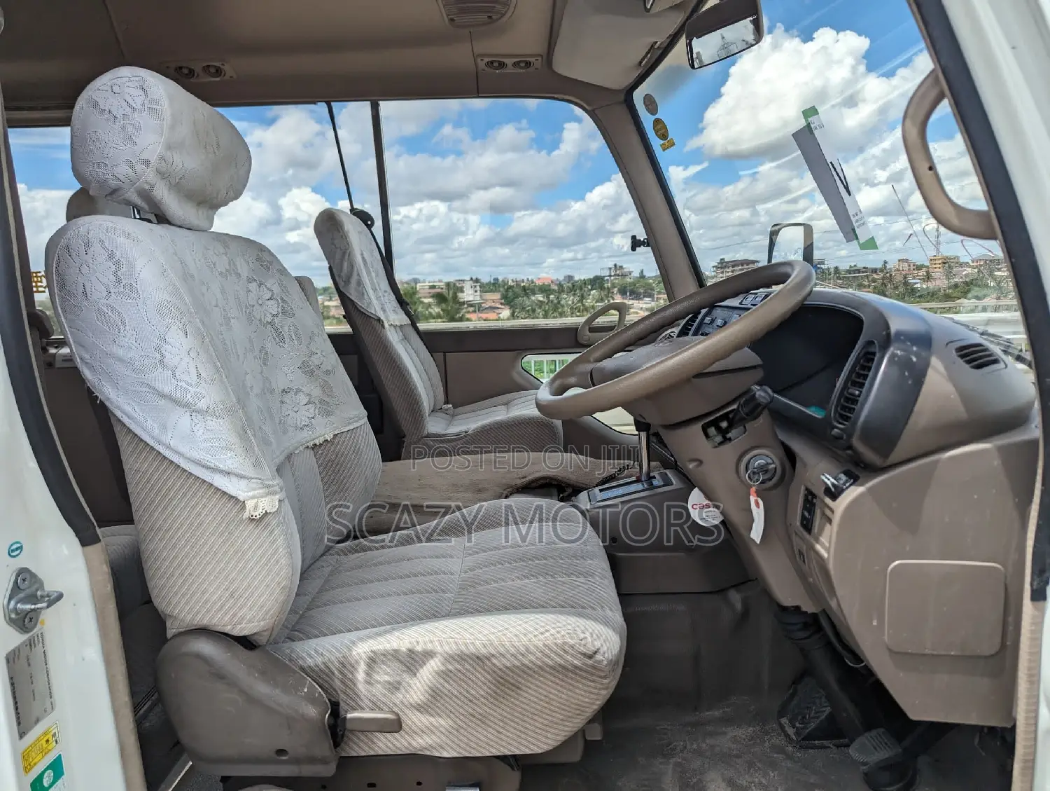 Toyota Coaster 2001 White
