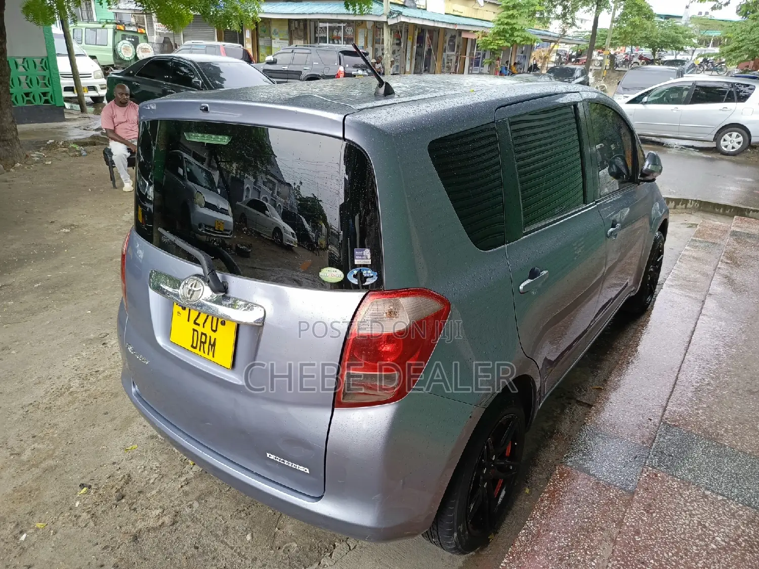 Toyota Ractis 1.5 AWD 2005 Gray