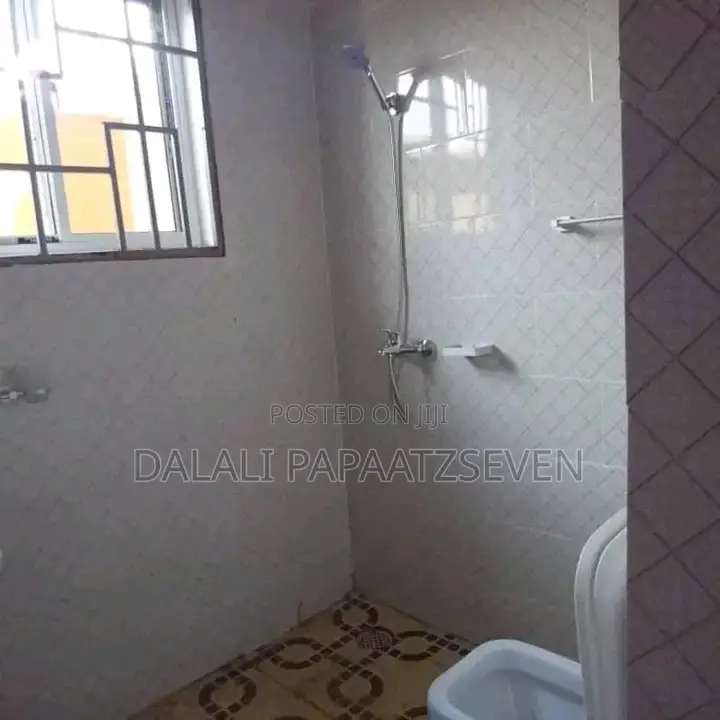 3bdrm House in Dalalipapaatzseven, Bunju for rent