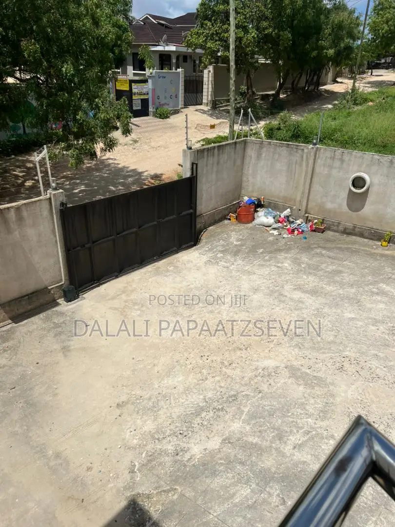 2bdrm Apartment in Dalalipapaatzseven, Kinondoni for rent