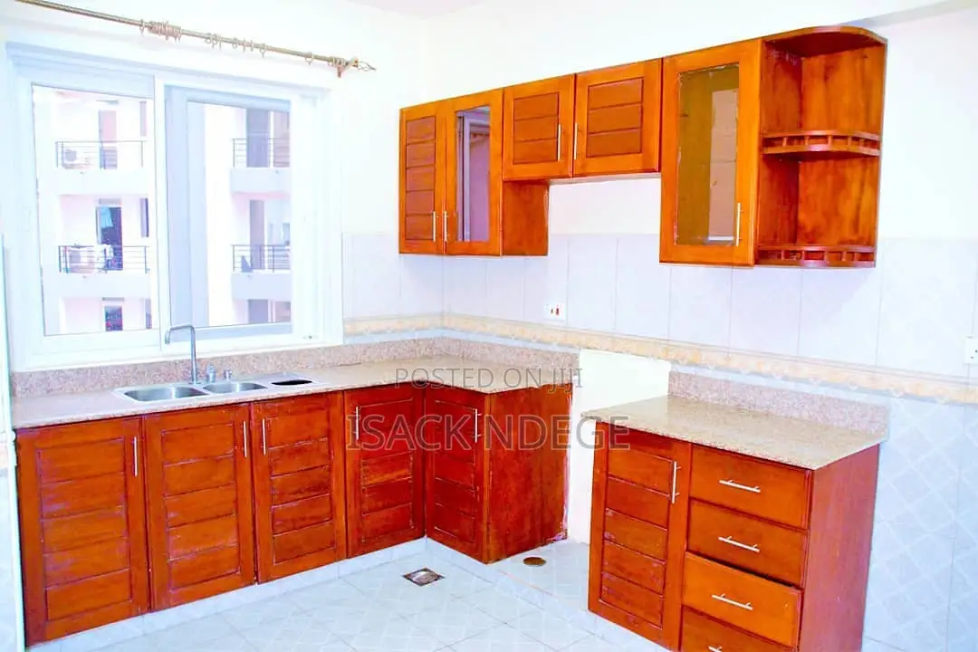 3bdrm Apartment in Mbezi, Kinondoni for sale