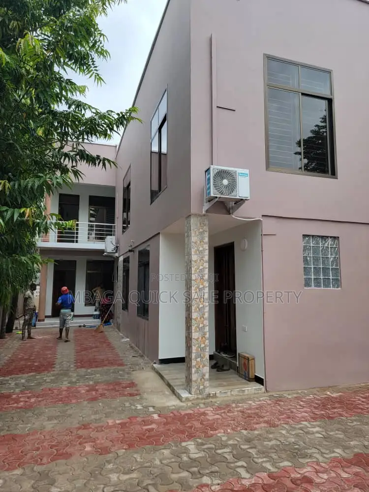 2bdrm Apartment in Regent Estate for rent