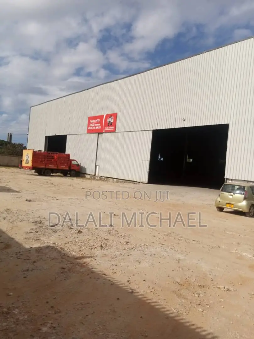 Iptl Godown for Rent 1400 SQMS