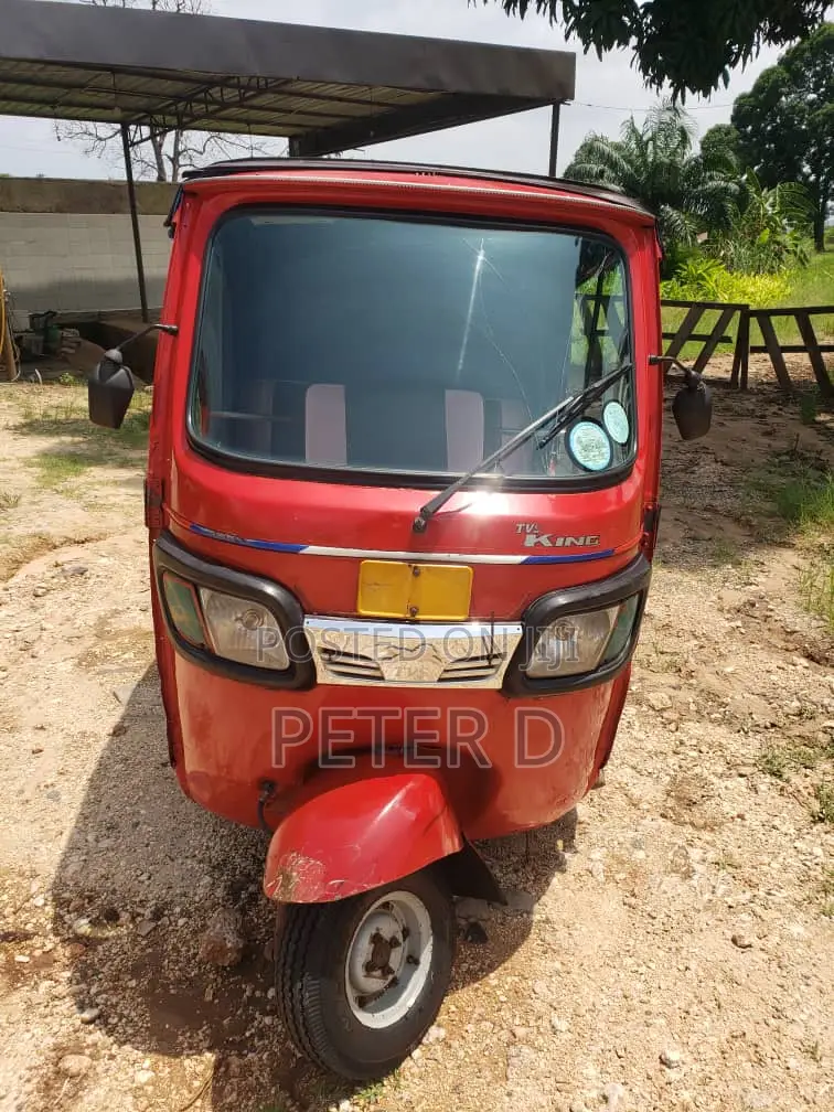 TVS Neo NX 2022 Red