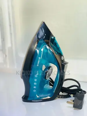 Venus Steamer Iron