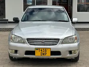 Toyota Altezza 2004 Silver