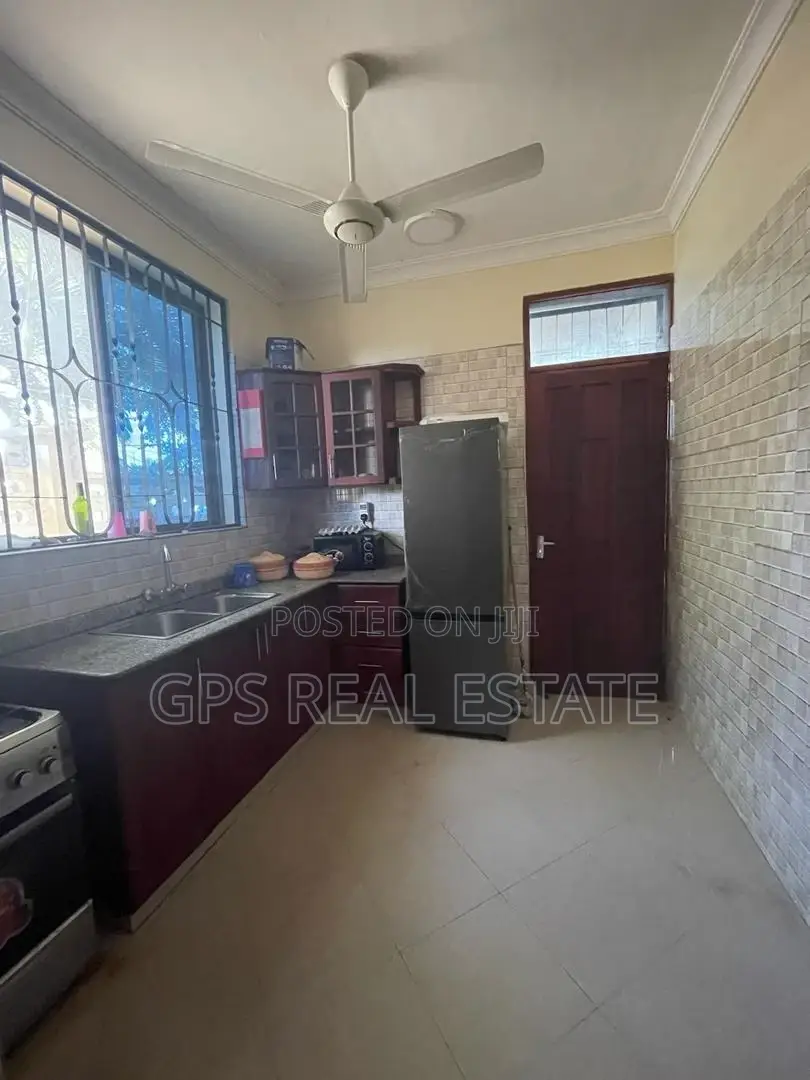4bdrm House in Bahari Beach, Kinondoni for sale