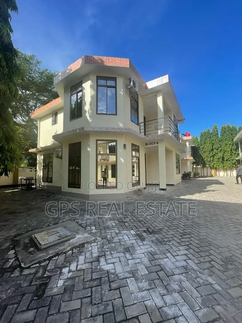 4bdrm House in Bahari Beach, Kinondoni for sale
