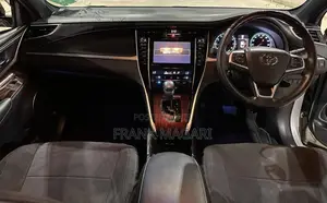 Toyota Harrier 2.5 Hybrid 4WD 2014 Silver