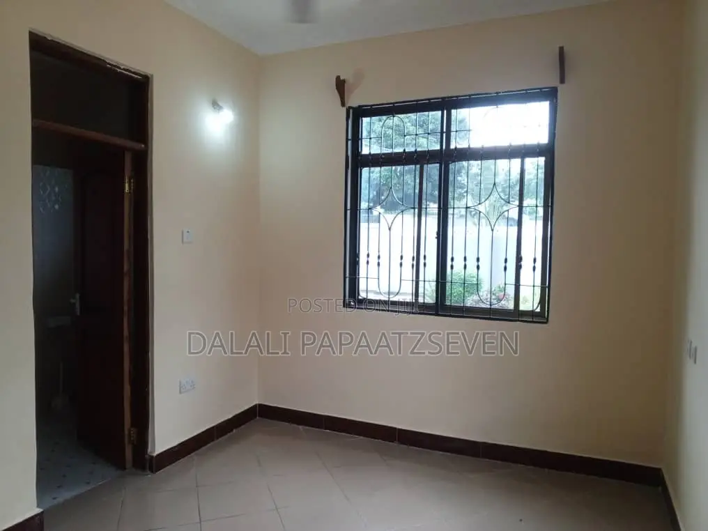 2bdrm Apartment in Dalalipapaatzseven, Kinondoni for rent