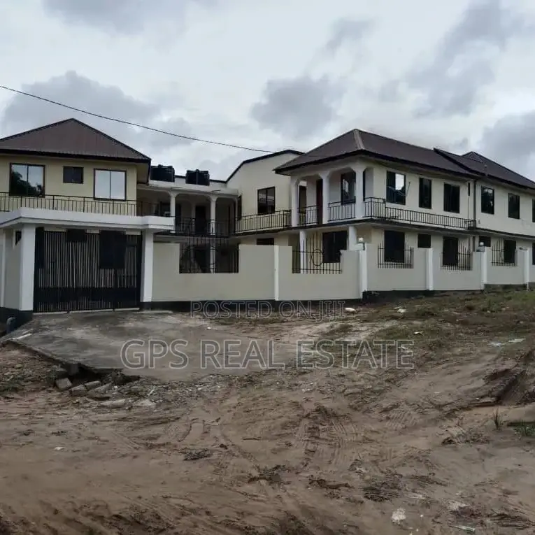 16bdrm Apartment in Tabata Kinyerezi, Kinondoni for sale