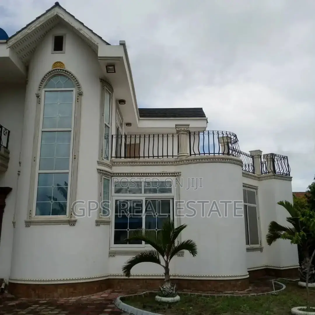 6bdrm Mansion in Tabata Kinyerezi, Kinondoni for sale