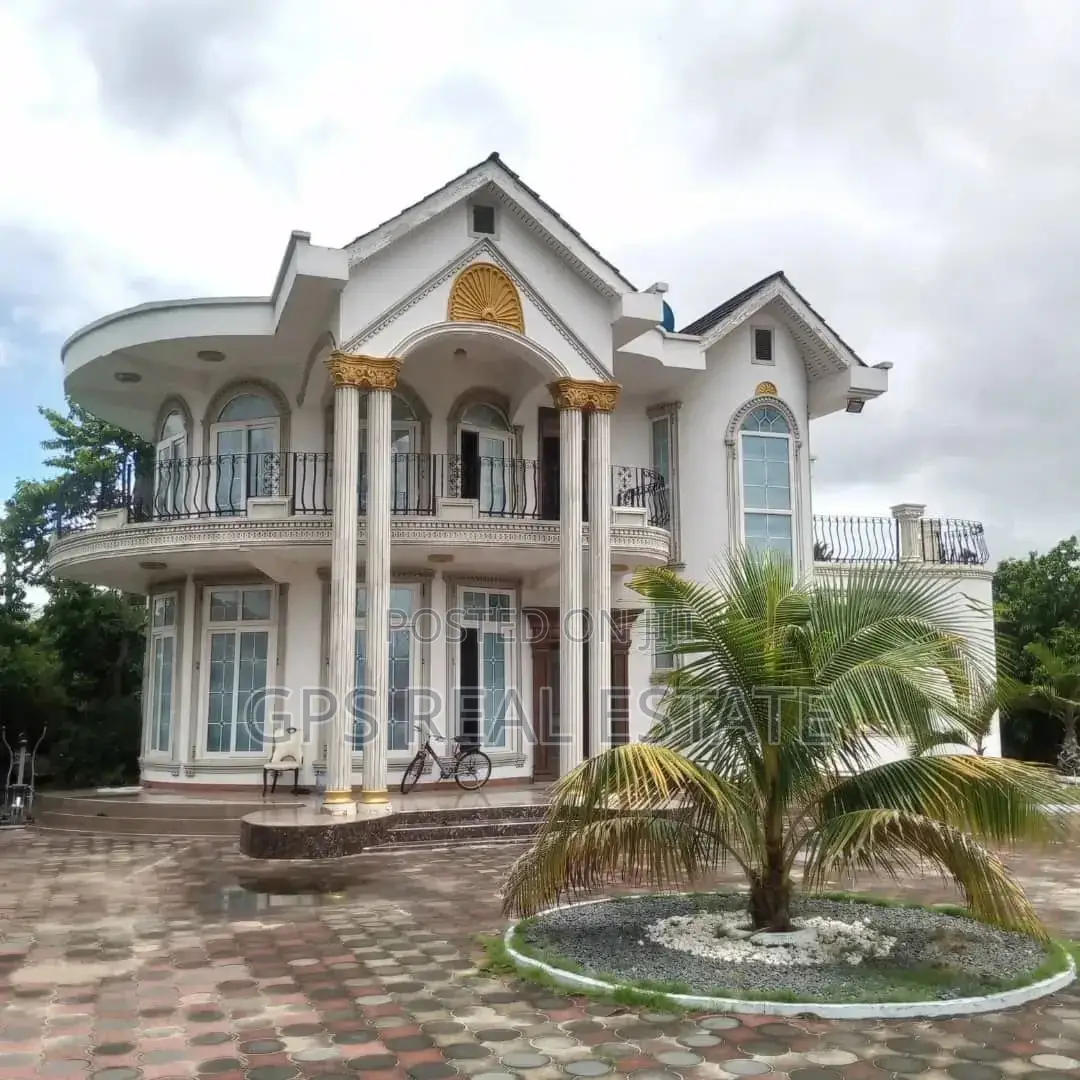 6bdrm Mansion in Tabata Kinyerezi, Kinondoni for sale