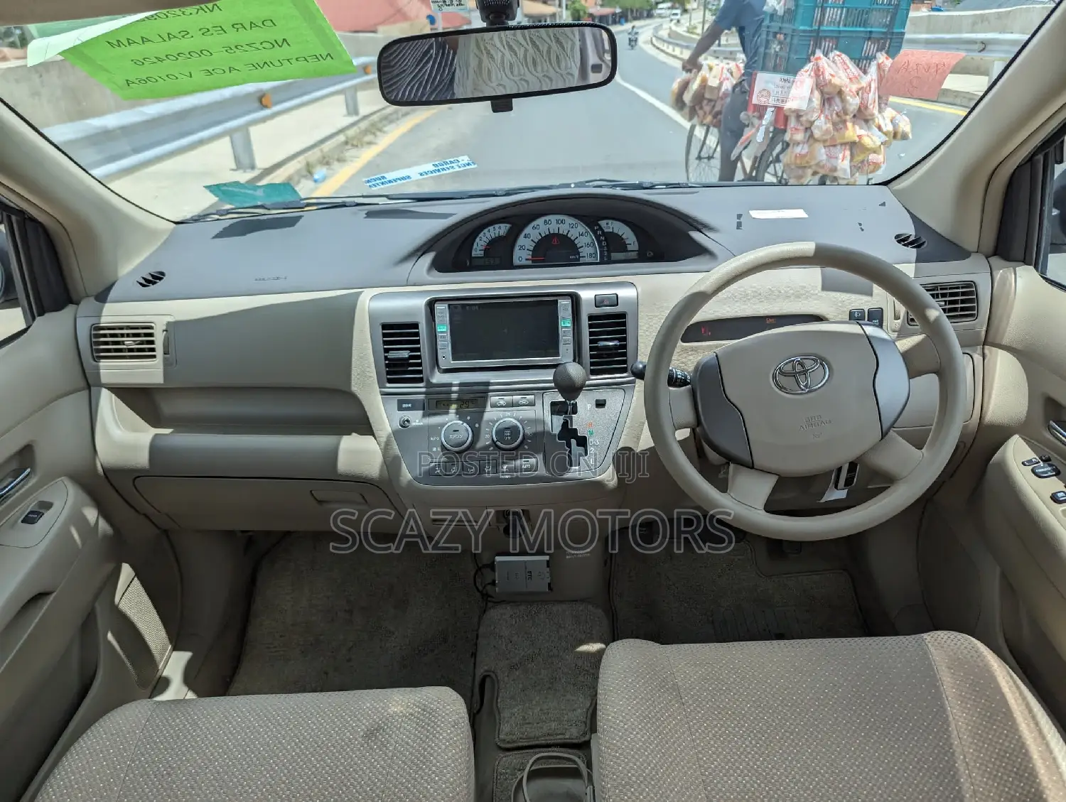 Toyota Raum 2008 Silver