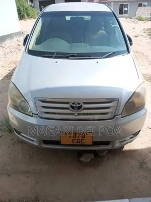 Toyota Ipsum 2003 Silver