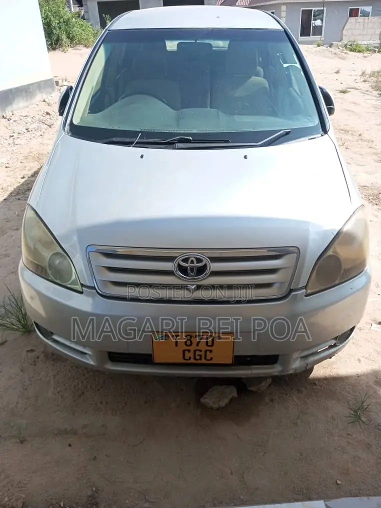 Toyota Ipsum 2003 Silver
