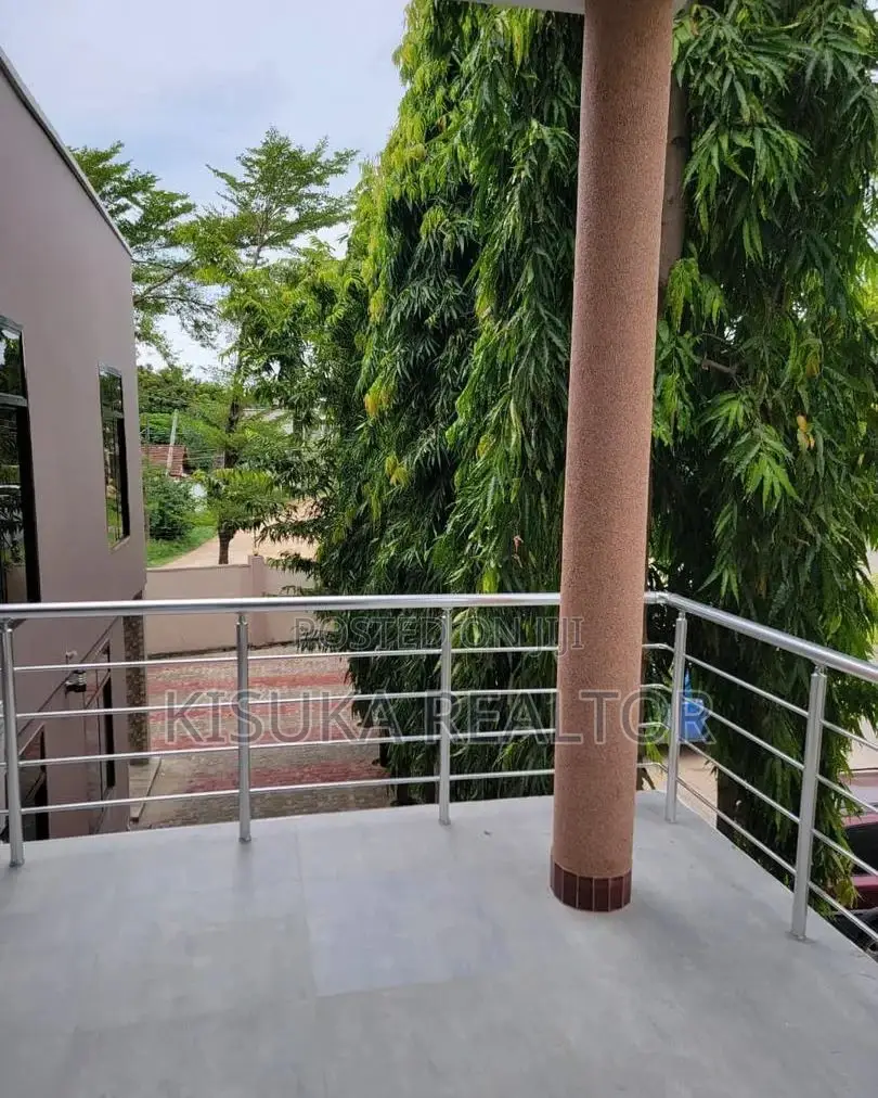 2bdrm Apartment in Mikocheni for rent