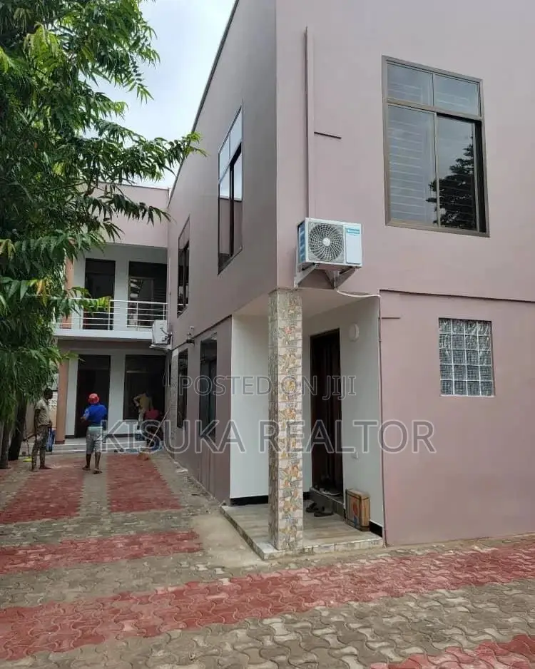 2bdrm Apartment in Mikocheni for rent
