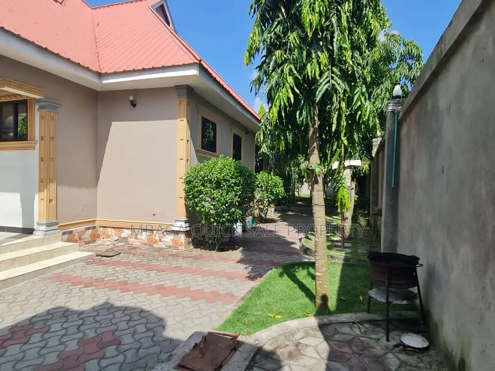 Furnished 3bdrm House in Vikindu for sale