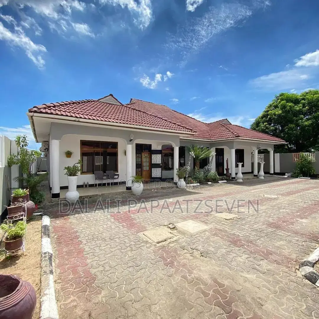 3bdrm Apartment in Dalalipapaatzseven, Kinondoni for rent
