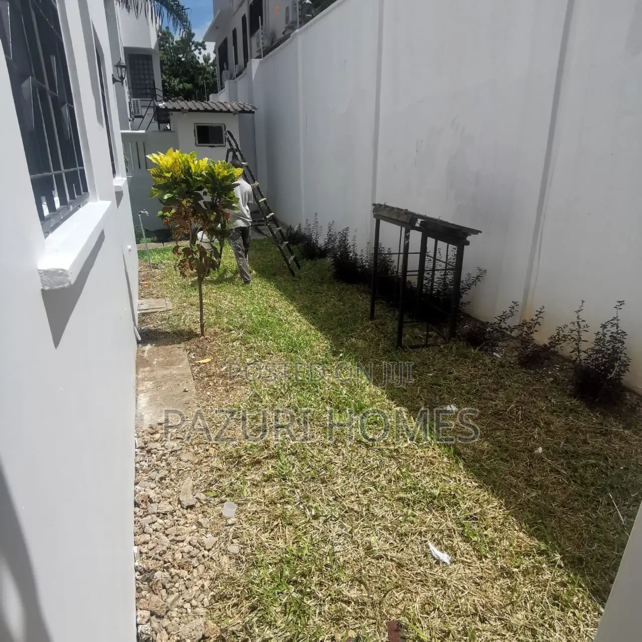 4bdrm Bungalow in Masaki for rent