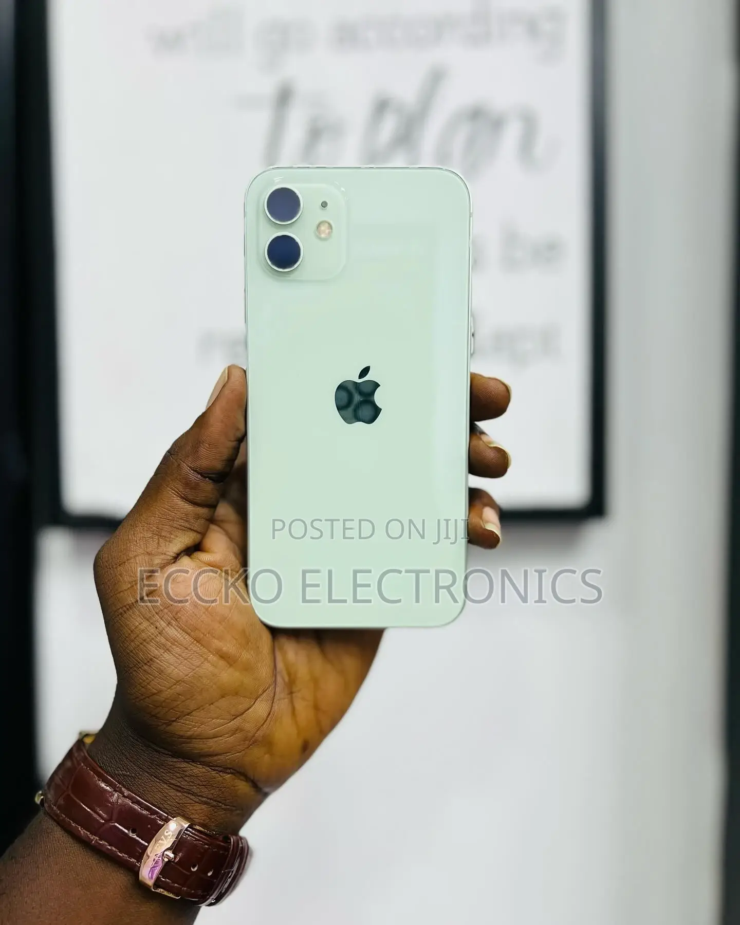 New Apple iPhone 11 256 GB Green