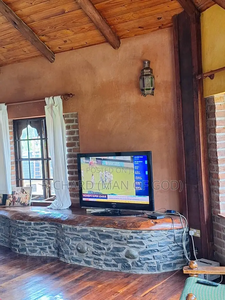 Furnished 5bdrm Bungalow in Arusha for sale