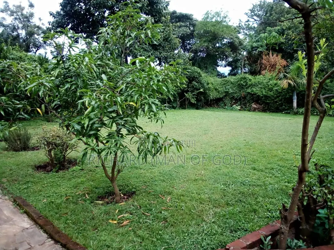 Furnished 5bdrm Bungalow in Arusha for sale