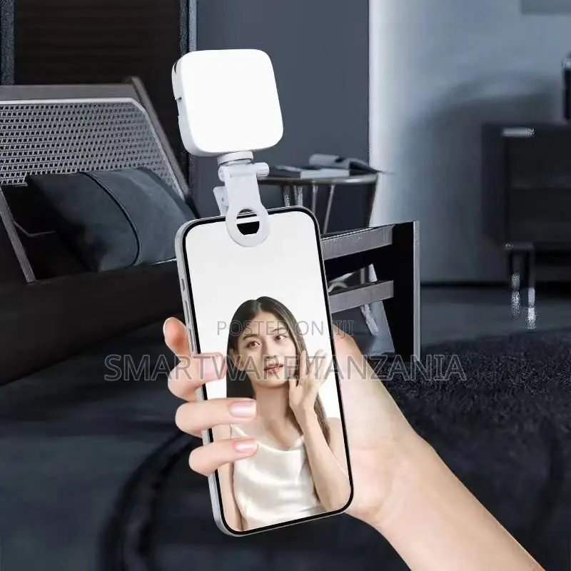 Selfie LED Ring Light Case With 3 Lighting Modes, Dimmable